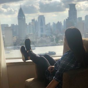 Meet your Posher, Jillian